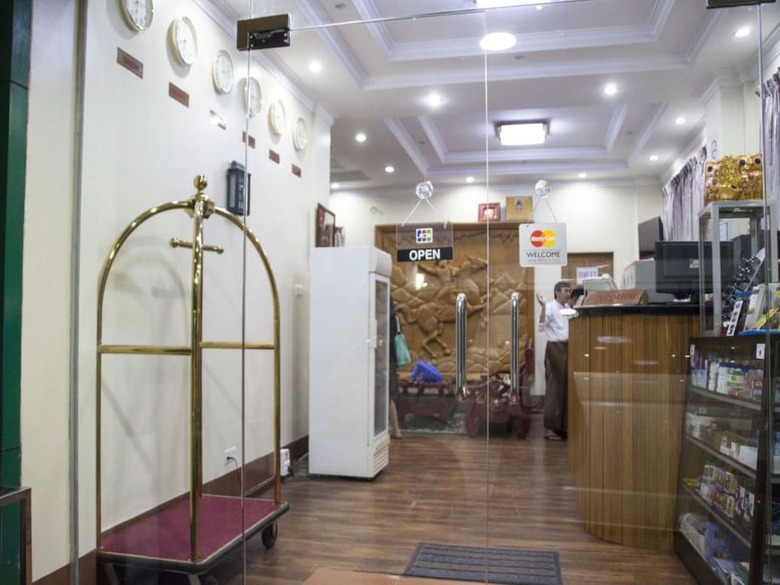 Fame Hotel Yangon