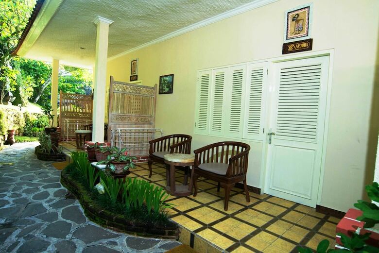 Sendok Hotel