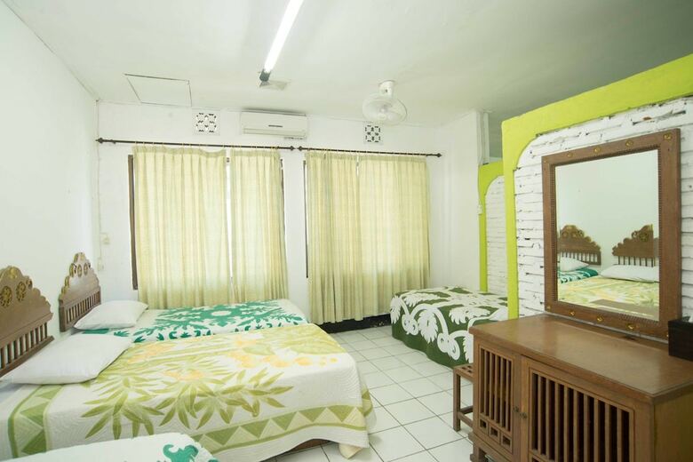 Sendok Hotel