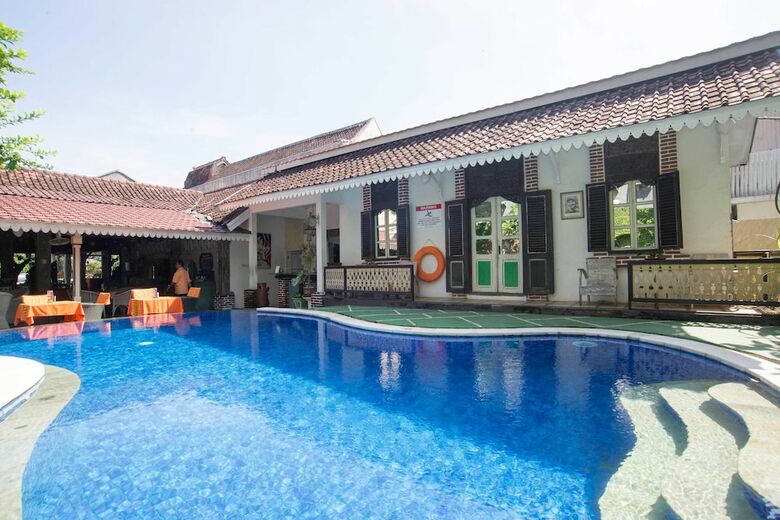 Sendok Hotel