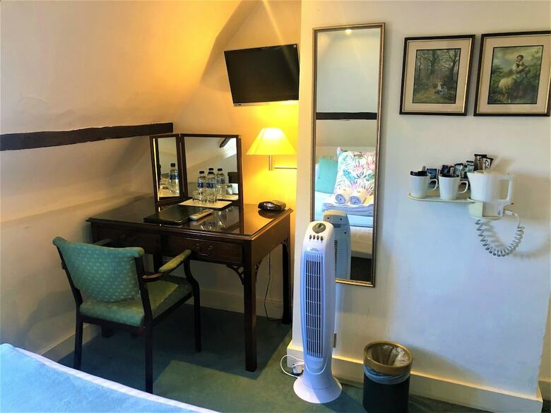 Hook House Hotel