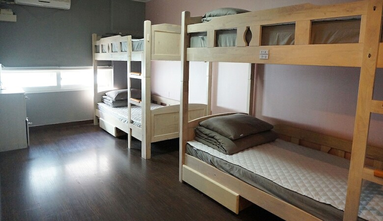 Hostal Hello Guesthouse - Hostel