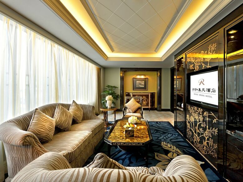 Chengdu Renhe Spring Hotel