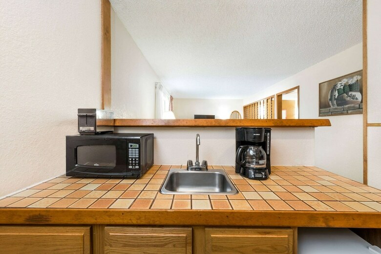 Motel Super 8 By Wyndham Waco/mall Area Tx