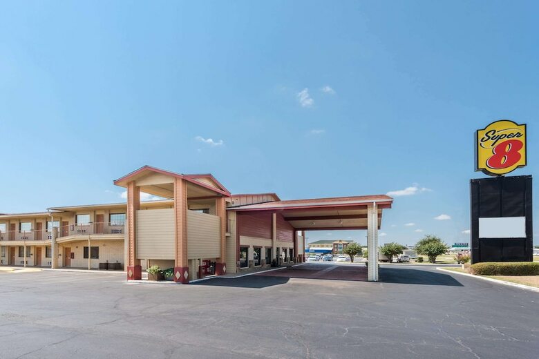 Motel Super 8 By Wyndham Waco/mall Area Tx