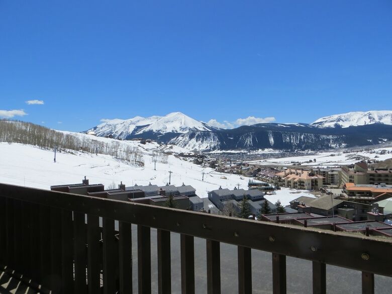 Columbine Condominiums By Cb Lodging