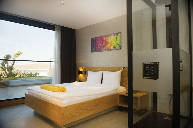 The S, Ascend Hotel Collection