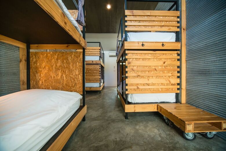 Hostal Chillhub Hostel