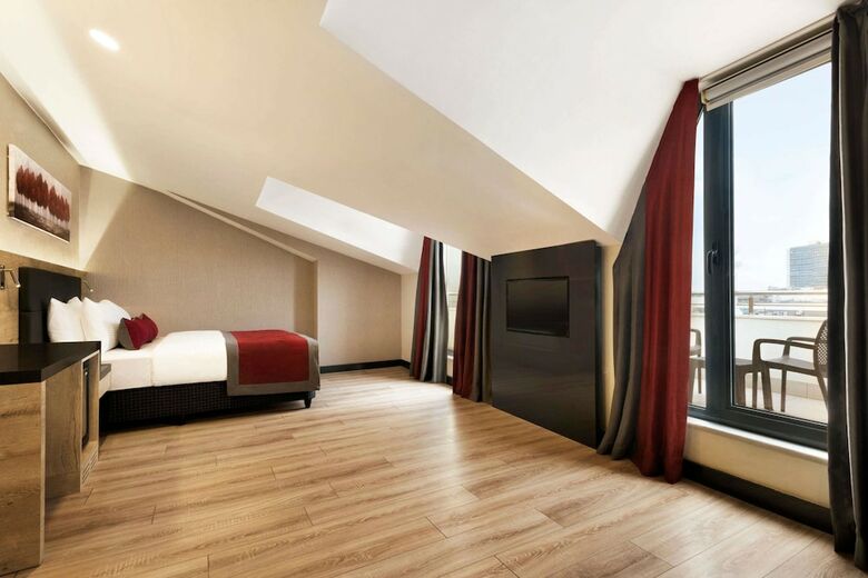 Hotel Ramada Encore By Wyndham Gebze