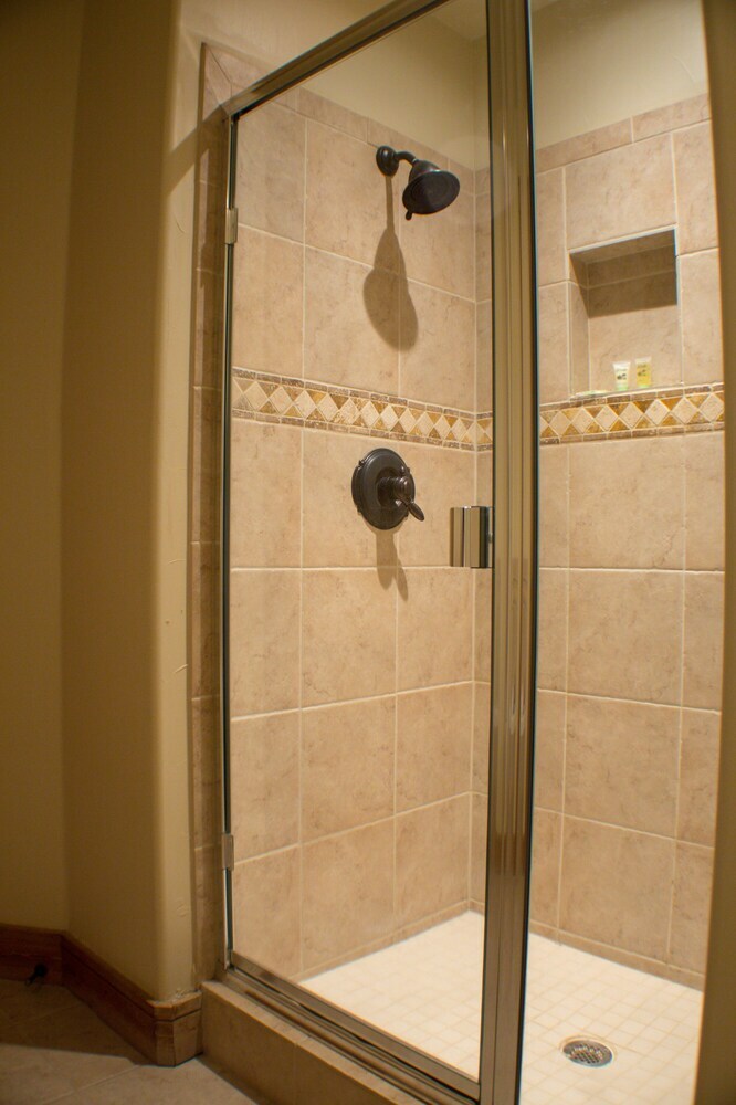 Black Bear Lodge By Cb Lodging