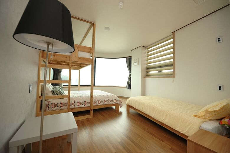 Hostal Flat B Hostel - Hostel