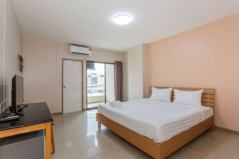 Ck2 Hotel