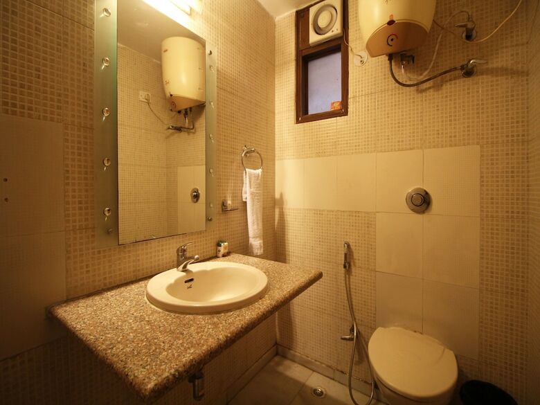 Hotel Oyo Flagship 592 Hauz Khas Village