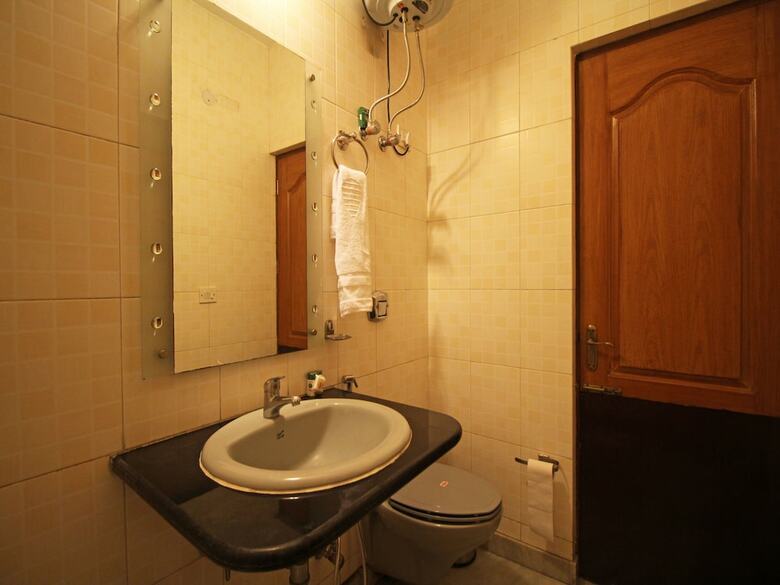 Hotel Oyo Flagship 592 Hauz Khas Village
