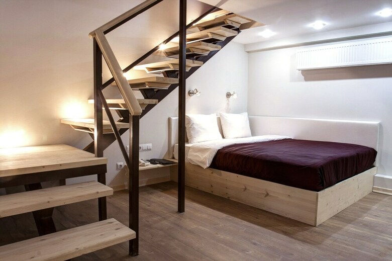 Stony Island Hotel At Blagodatnaya