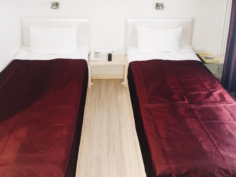 Stony Island Hotel At Blagodatnaya