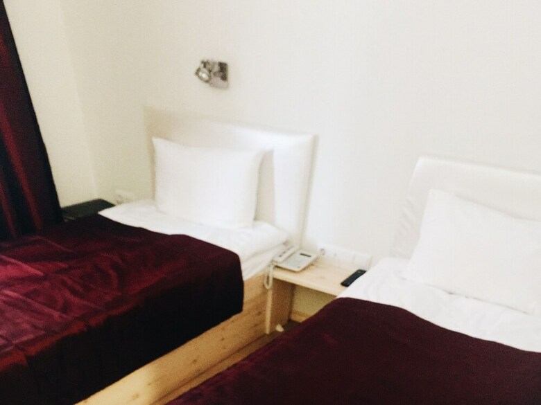 Stony Island Hotel At Blagodatnaya