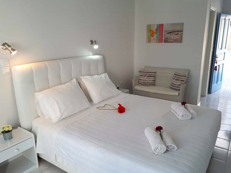 Petradi Hotel