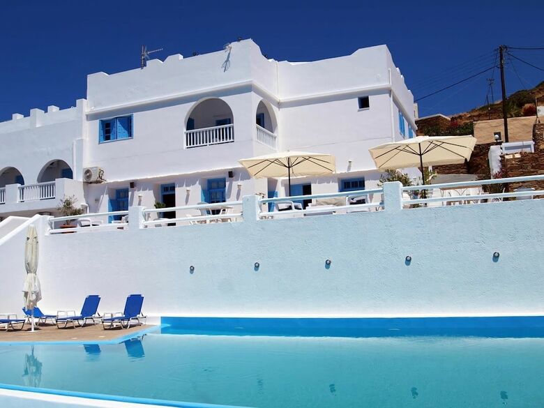 Petradi Hotel