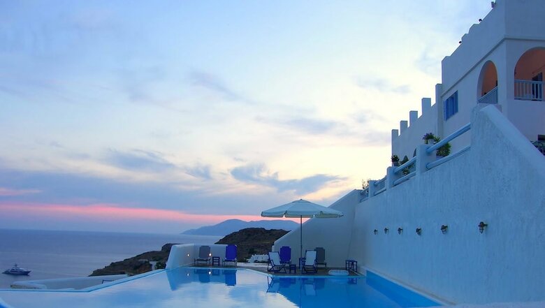 Petradi Hotel