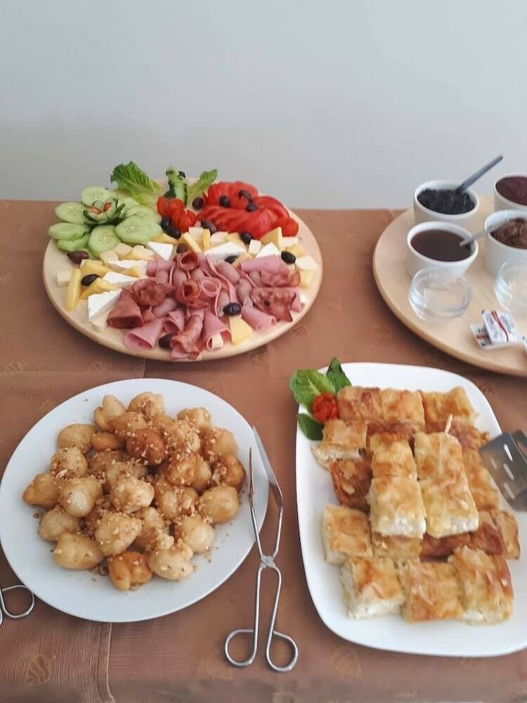 Petradi Hotel
