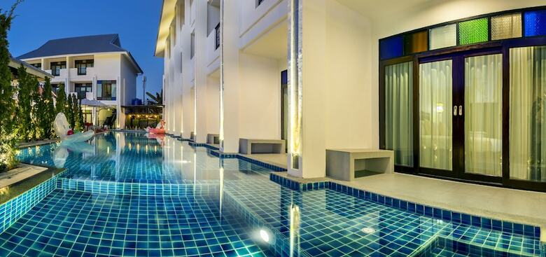 Ai Pai Hotel