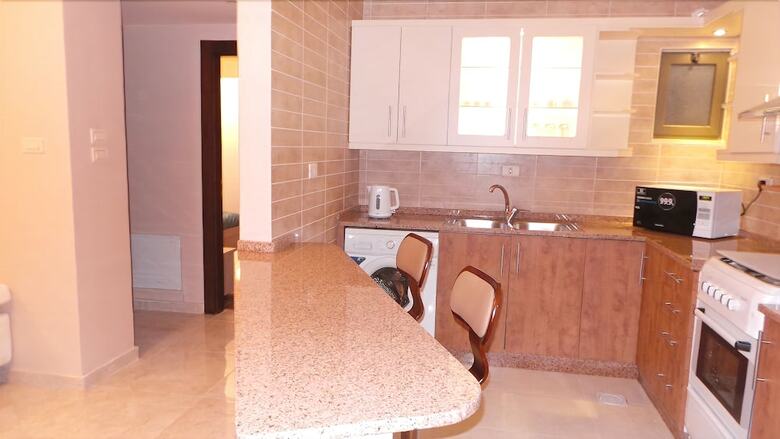 Janty Apartments