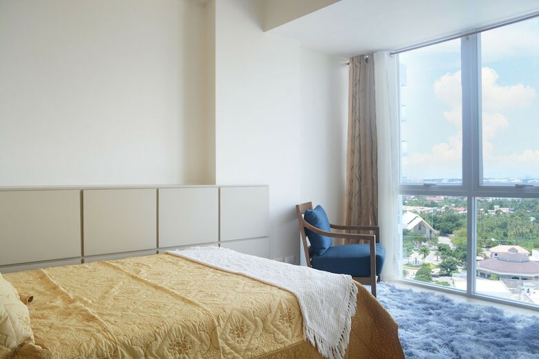 Aparthotel Newtown Blvd