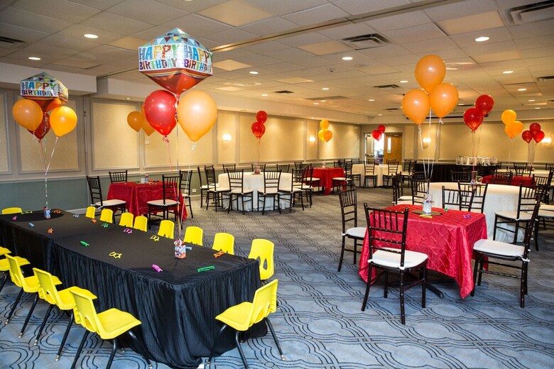 Hotel Ramada Plaza By Wyndham Chicago North Shore