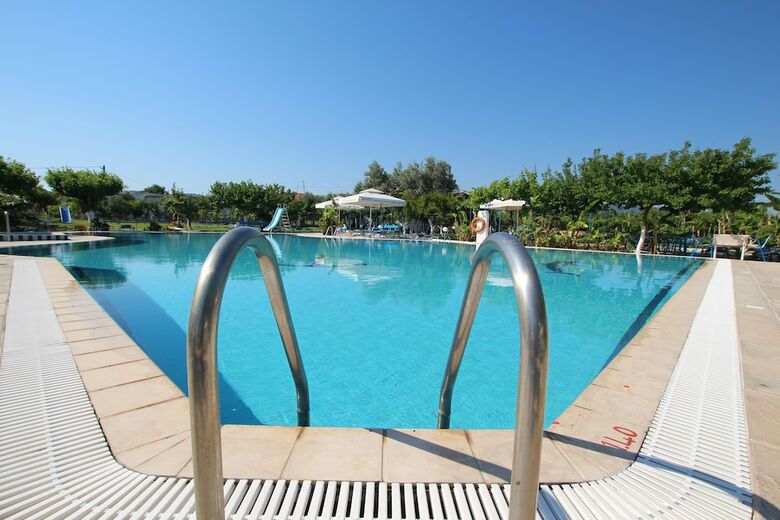 Garden Hotel
