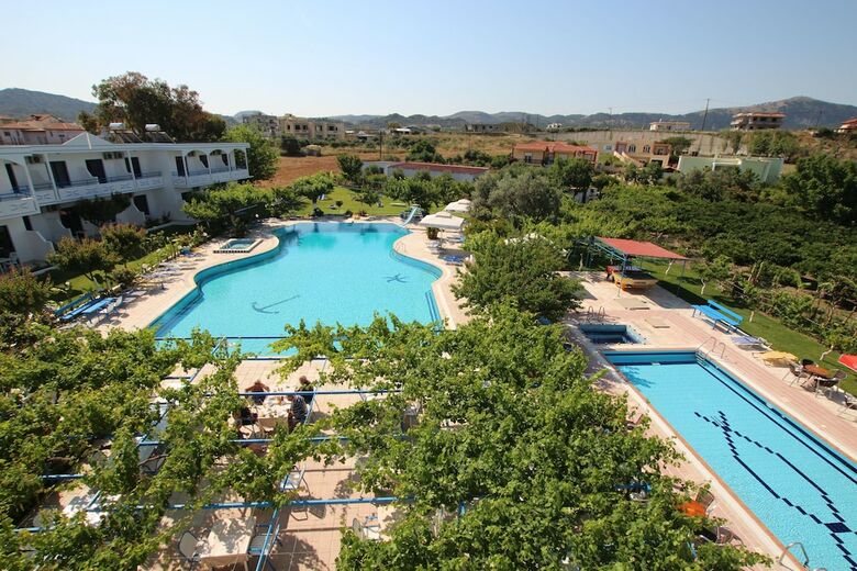 Garden Hotel