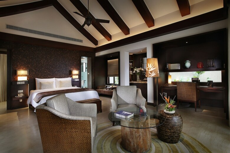 Hotel Narada Resort & Spa Perfume Bay