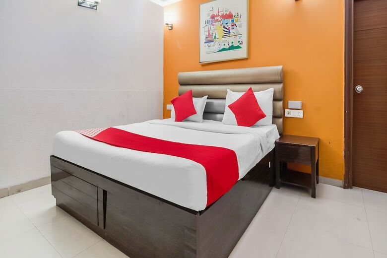 Hotel Oyo Flagship 556 North Campus