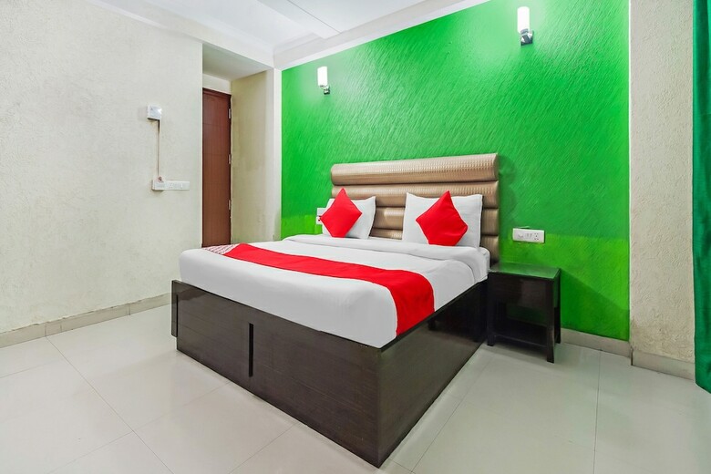 Hotel Oyo Flagship 556 North Campus