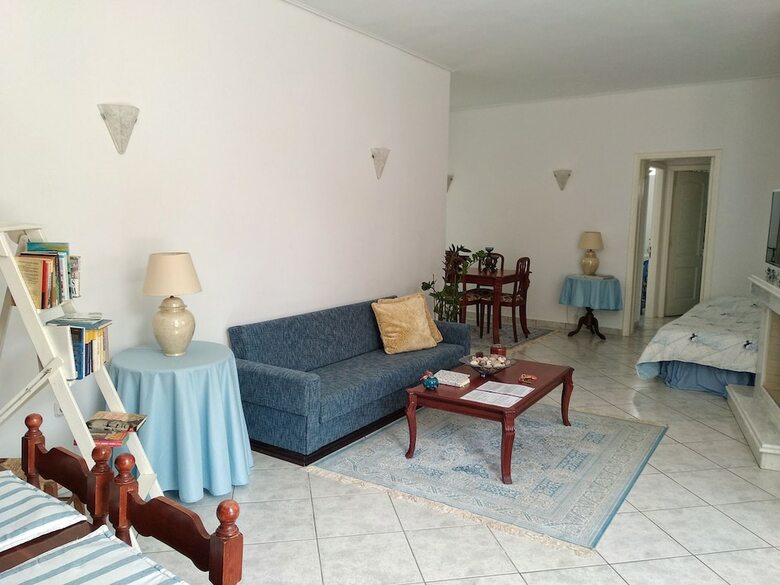 Seafarer's Suite