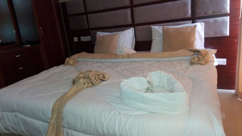 Hotreef Hotel