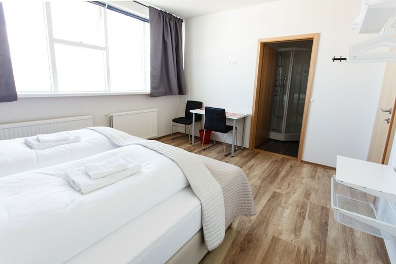 Hotel Route 1 Guesthouse