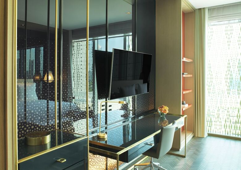Four Seasons Hotel Kuwait At Burj Alshaya