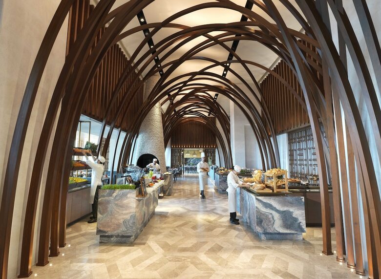 Four Seasons Hotel Kuwait At Burj Alshaya