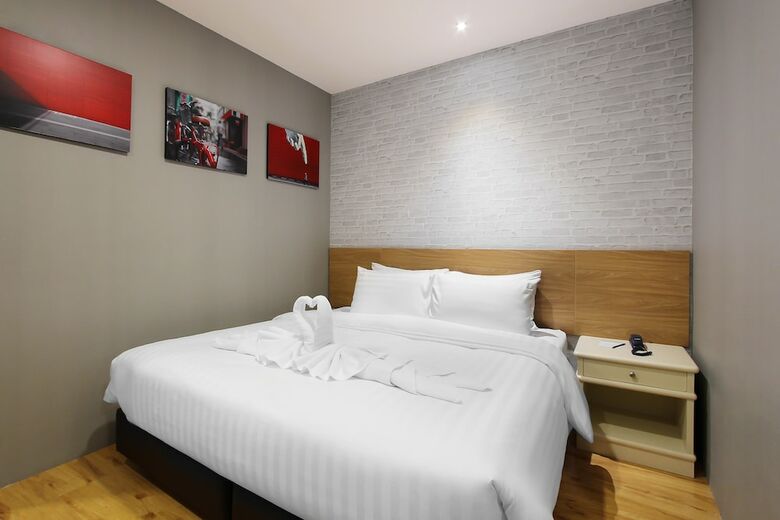 Hotel D Varee Xpress Pula Silom