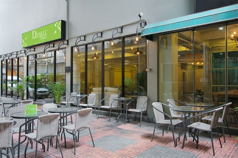 Hotel D Varee Xpress Pula Silom