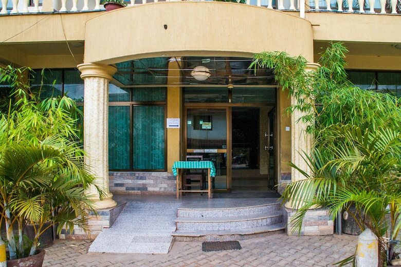 Oxford Royal Hotel