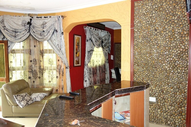 Impala Suites Hotel