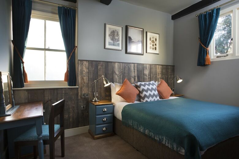 Posada The Ostrich Inn