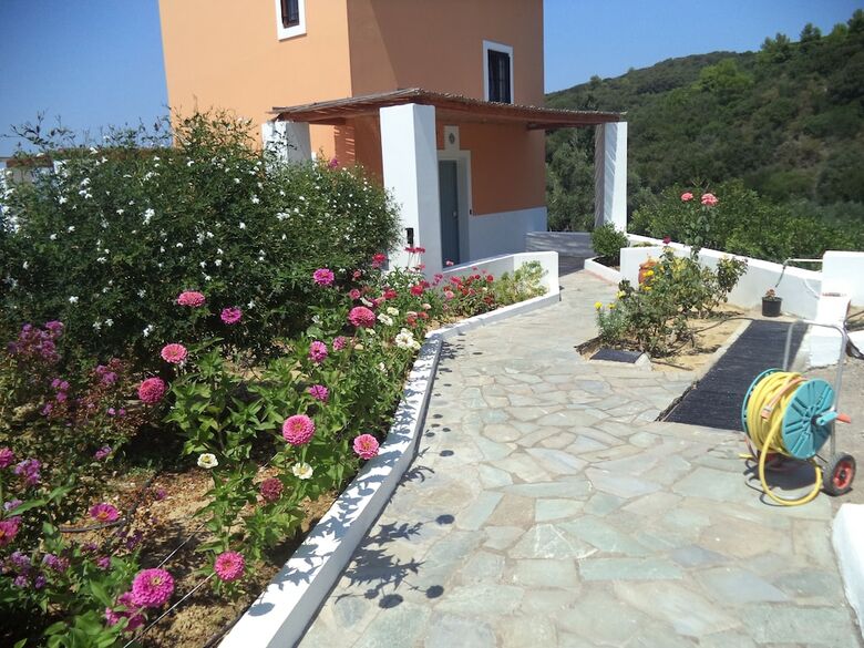 Apartamentos Ilis Villas