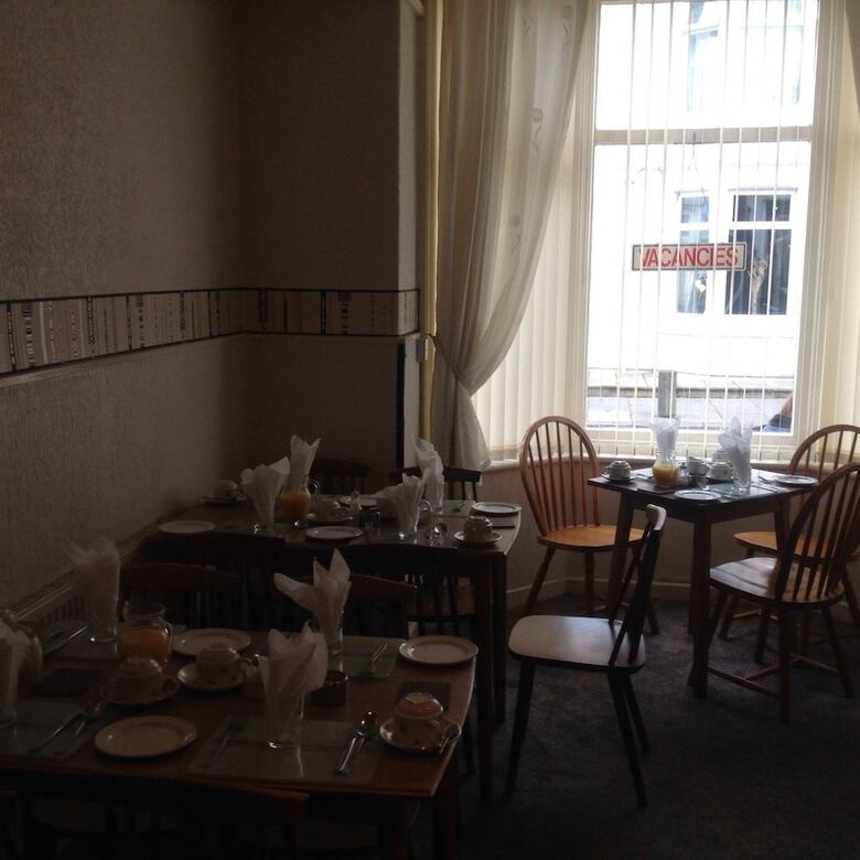 Bed & Breakfast Talbot House Hotel