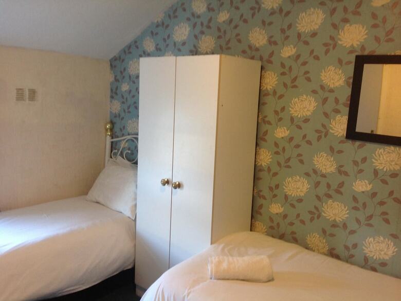 Bed & Breakfast Talbot House Hotel