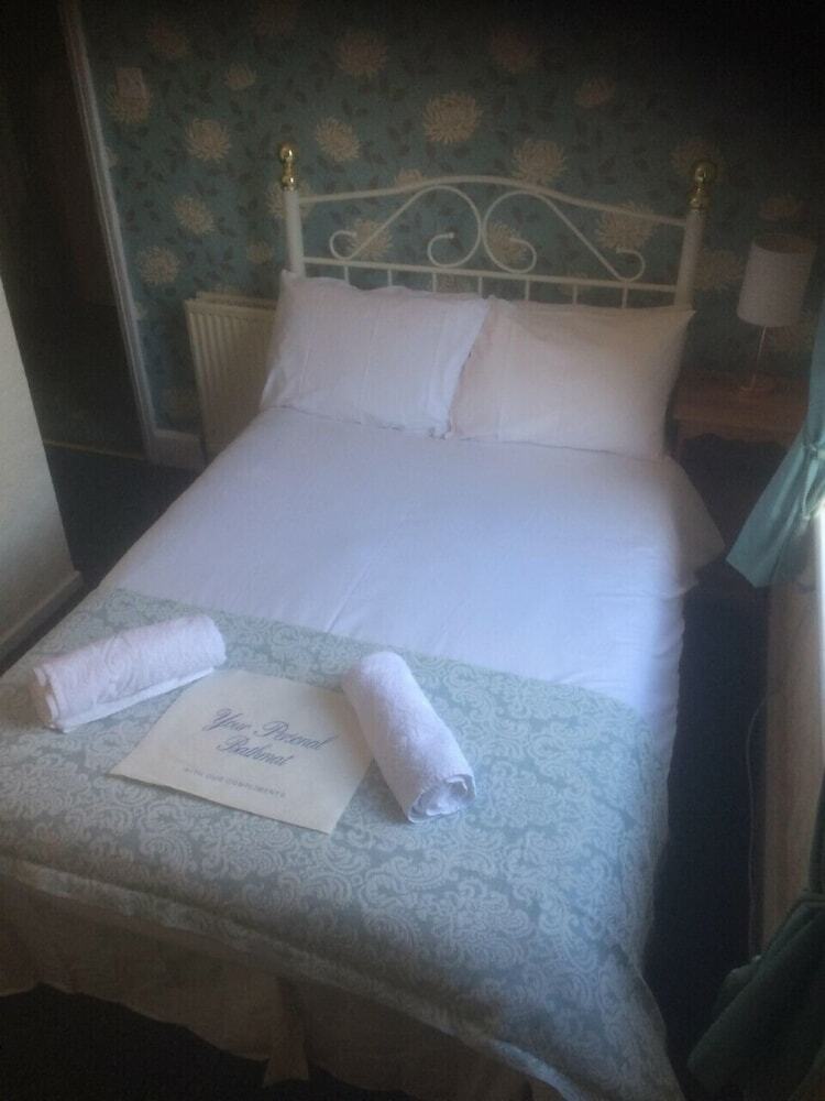 Bed & Breakfast Talbot House Hotel