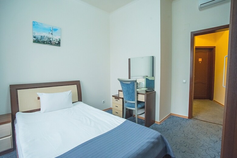 Hotel Alma
