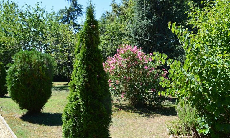 Hotel Les Plantous De Severo